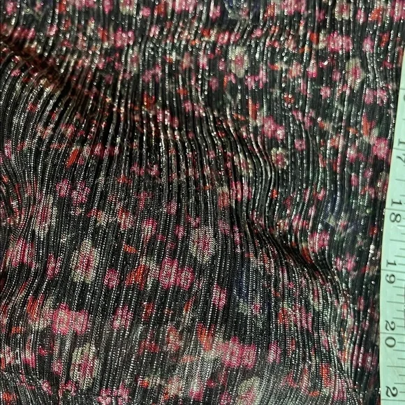 NWOT Sanctuary Night Dream Metallic Black Floral High-Neck Turtleneck Top - Picture 14 of 14